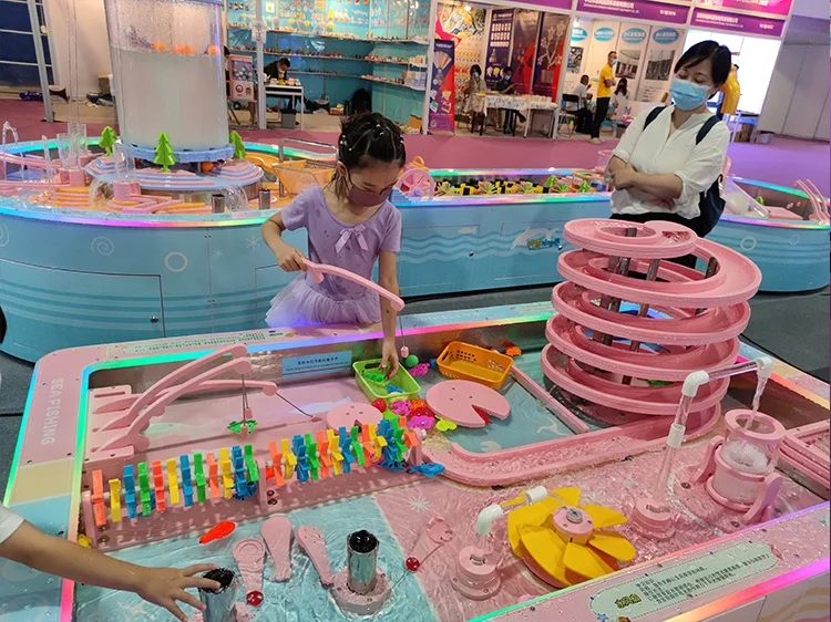 ボンホン最高品質遊園地製品 ウォータープレイキッズテーブル  - Kids Outdoor Water Play Table のレビューと価格